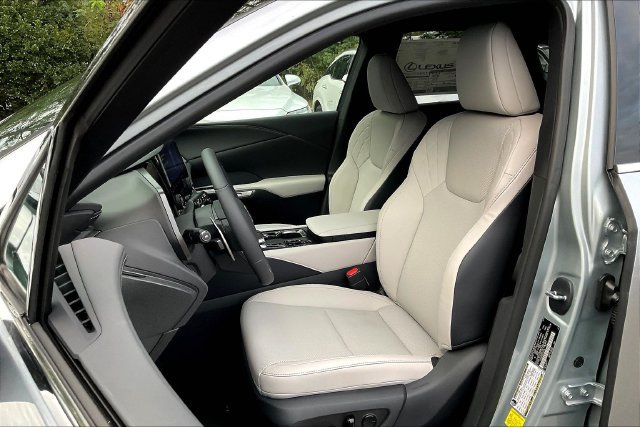 New 2026 Lexus RX 350 Premium w/ Accessory Package (2T) AWD/4WD image 9