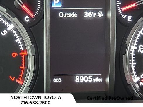 Used 2023 Toyota 4Runner Limited image 21
