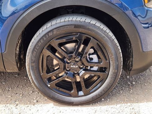 Certified 2024 Kia Telluride SX X-Line AWD/4WD image 16