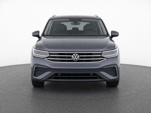Used 2023 Volkswagen Tiguan SE FWD image 5