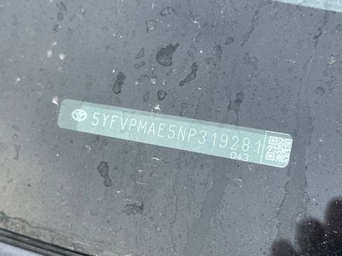 Certified 2022 Toyota Corolla LE image 3