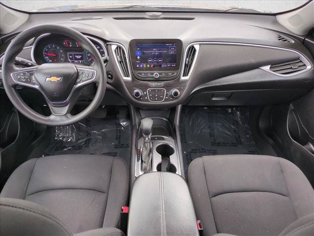 Used 2023 Chevrolet Malibu LT FWD image 16