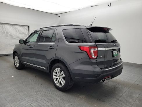 Used 2018 Ford Explorer XLT w/ Equipment Group 202A AWD/4WD image 5