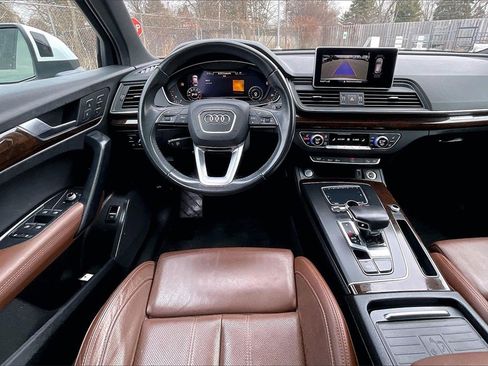 Used 2020 Audi Q5 2.0T Premium Plus w/ Premium Plus Package image 5