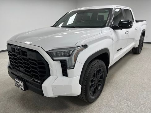 Used 2025 Toyota Tundra Limited w/ TRD Off-Road Package AWD/4WD image 4