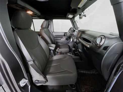 Used 2016 Jeep Wrangler Unlimited Sport w/ Quick Order Package 24S image 27