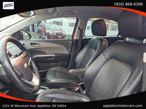 Used 2020 Chevrolet Sonic Premier image 14