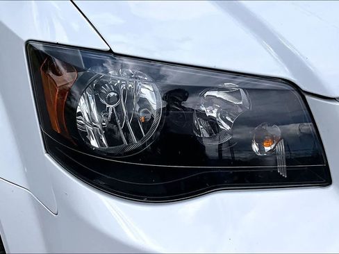 Used 2019 Dodge Grand Caravan GT FWD image 31