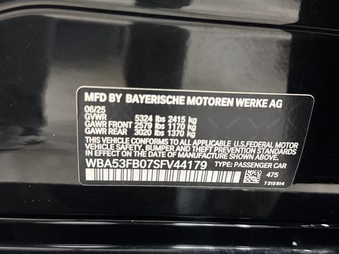 Used 2025 BMW M440i RWD image 38
