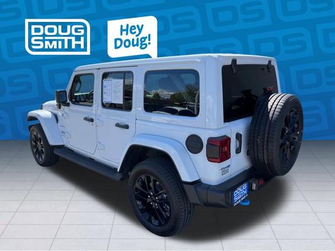 Certified 2023 Jeep Wrangler Unlimited Sahara w/ Cold Weather Group AWD/4WD image 4