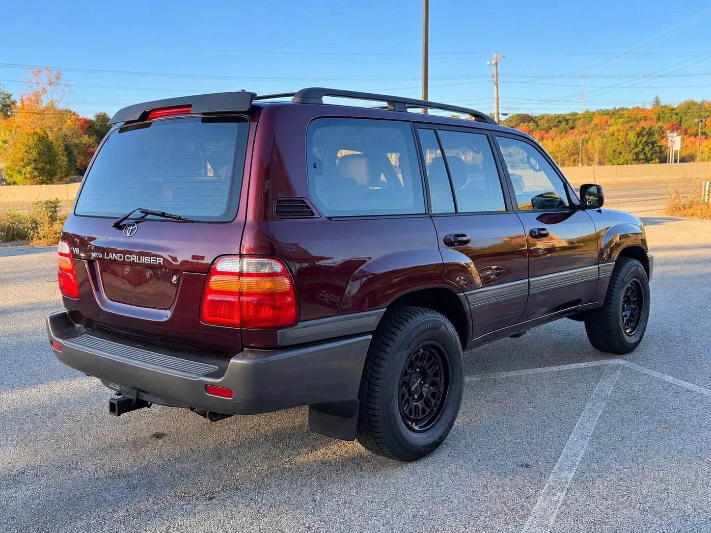 Used 2000 Toyota Land Cruiser w/ Convenience Pkg AWD/4WD image 12