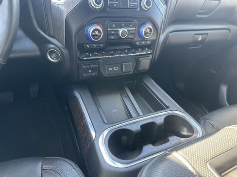 Used 2019 GMC Sierra 1500 Denali w/ Technology Package image 25