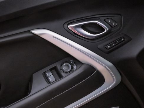 Used 2021 Chevrolet Camaro SS RWD image 26
