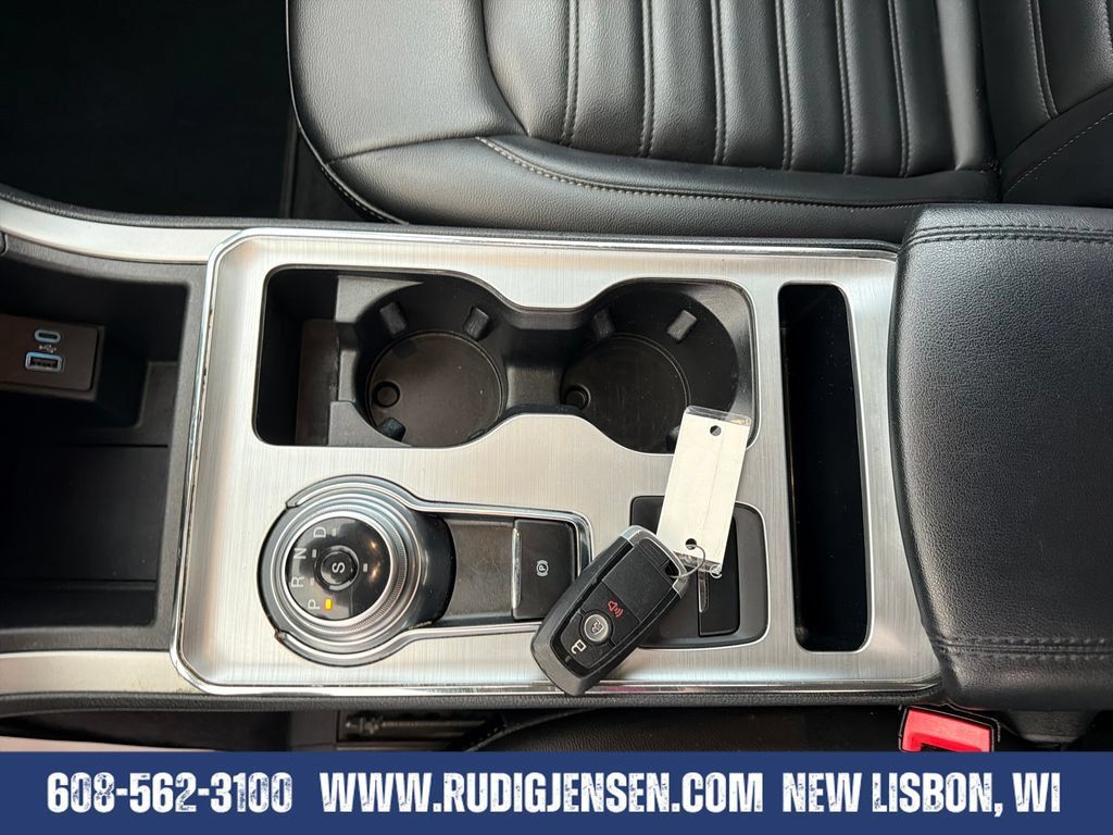 Used 2022 Ford Edge SEL AWD/4WD image 24
