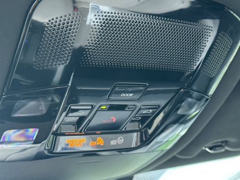 Certified 2023 Lexus RX 350 w/ Accessory Package (Z1) image 24