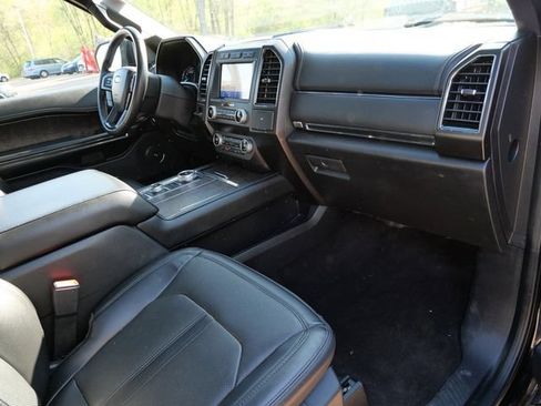 Used 2021 Ford Expedition Limited AWD/4WD image 8