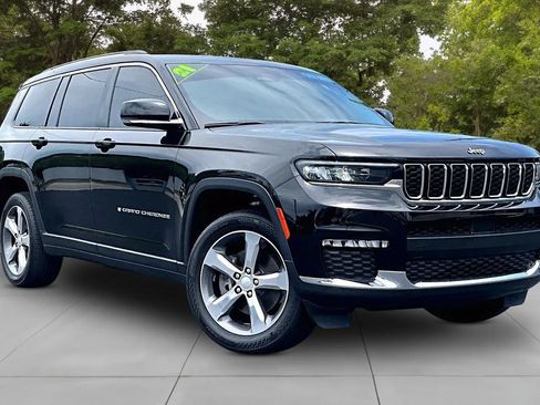 Used 2021 Jeep Grand Cherokee L Limited RWD image 11