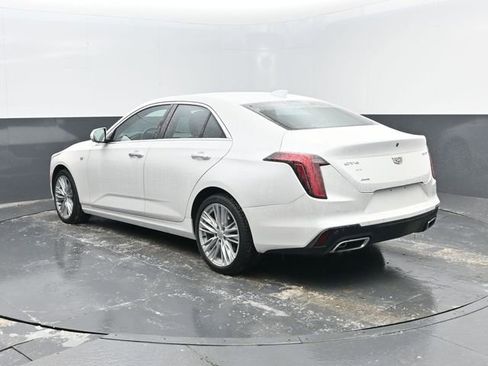 Used 2021 Cadillac CT4 Premium Luxury image 3