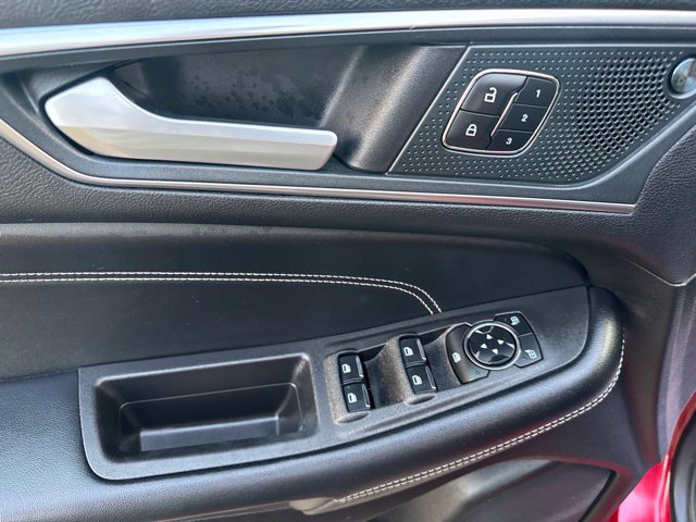 Used 2024 Ford Edge Titanium AWD/4WD image 14