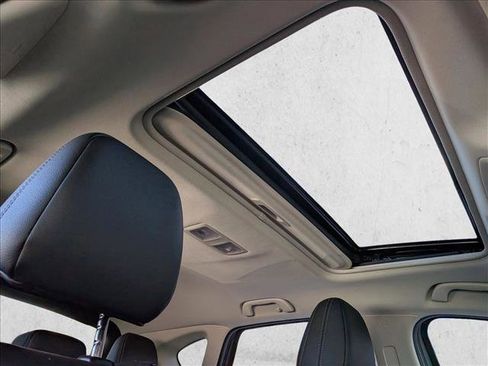 Used 2025 MAZDA CX-5 AWD 2.5 S w/ Premium Plus Pkg image 19