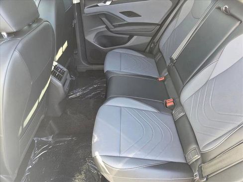 New 2026 Volkswagen Tiguan SE image 15