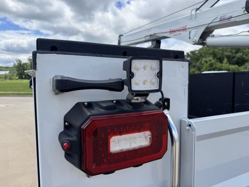 Used 2025 Ford F550 4x4 SuperCab Super Duty image 23