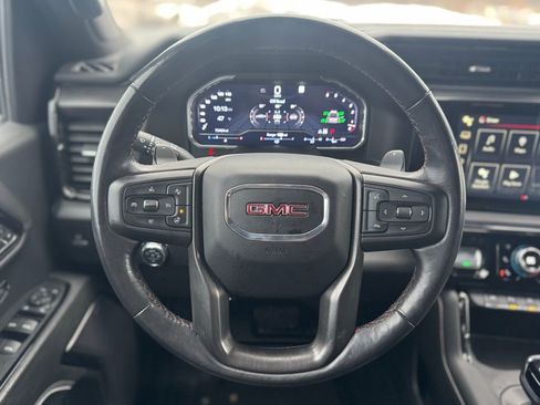 Used 2023 GMC Sierra 1500 AT4X image 16