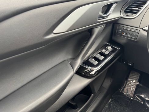 Used 2023 MAZDA CX-9 Touring Plus AWD/4WD image 34