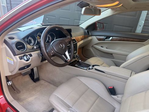 Used 2014 Mercedes-Benz C 250 Coupe image 10
