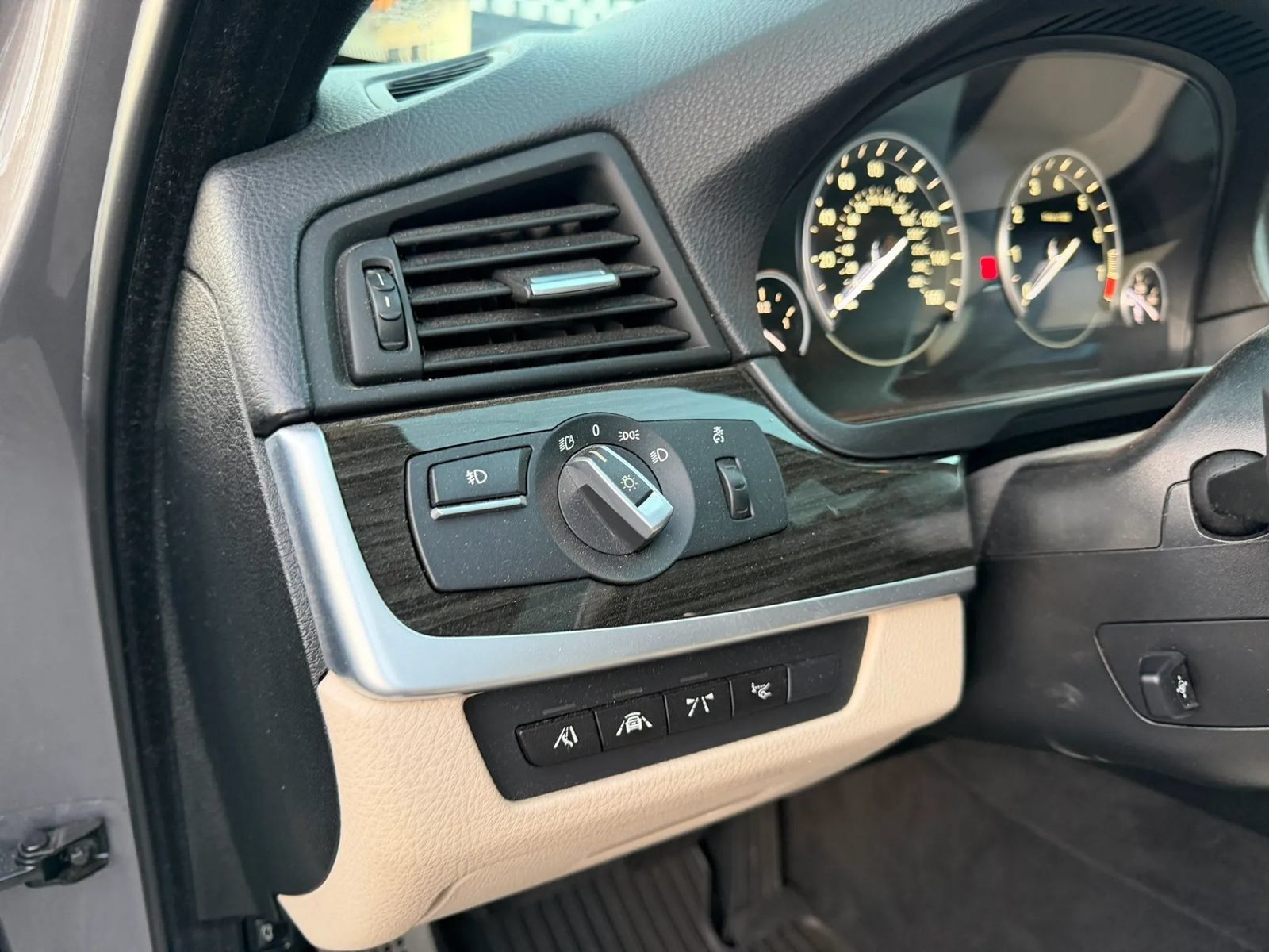 Used 2015 BMW 535i Sedan RWD image 21