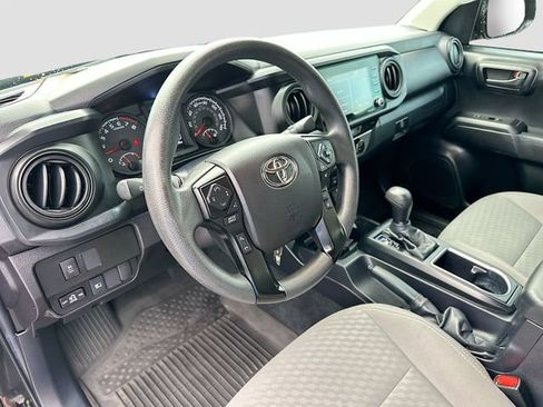 Used 2022 Toyota Tacoma SR AWD/4WD image 9