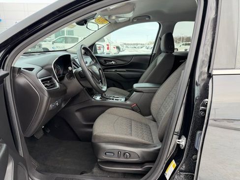 Used 2024 Chevrolet Equinox LT image 11