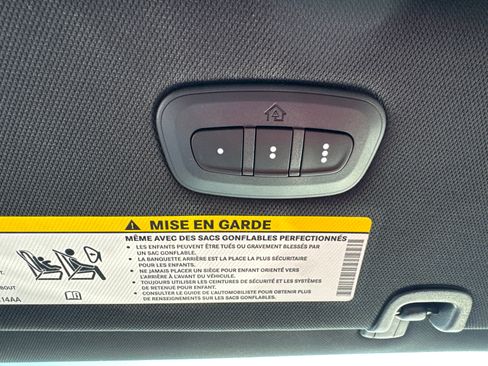 New 2026 Chrysler Pacifica Select image 12