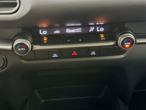 Used 2023 MAZDA CX-30 AWD 2.5 S w/ Select Package image 23