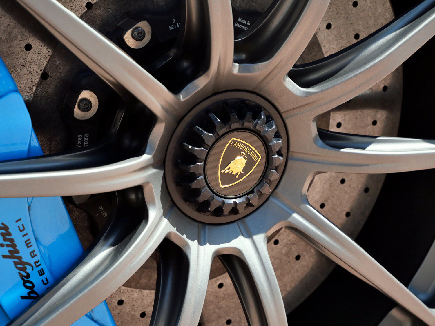 Used 2020 Lamborghini Aventador SVJ AWD/4WD image 23