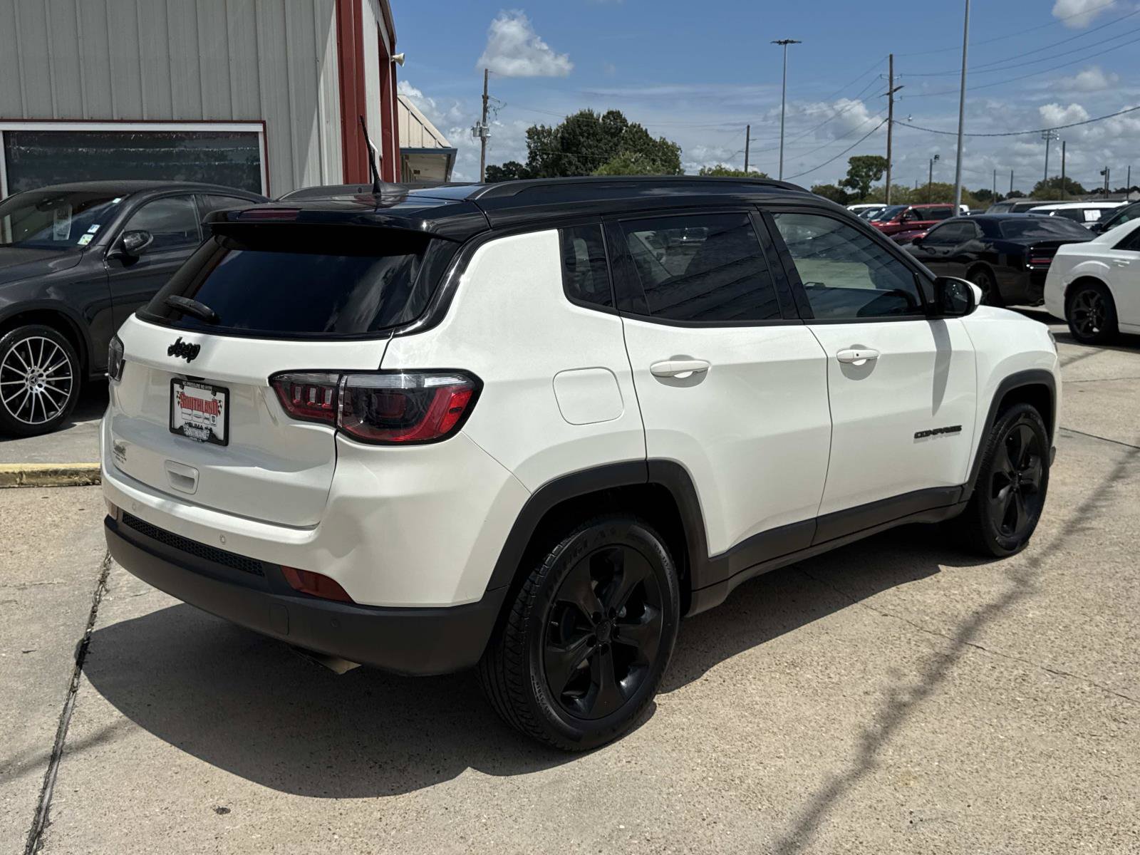 Used 2021 Jeep Compass Latitude FWD image 7