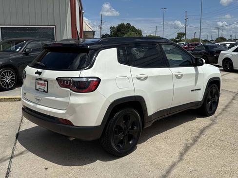 Used 2021 Jeep Compass Latitude FWD image 7