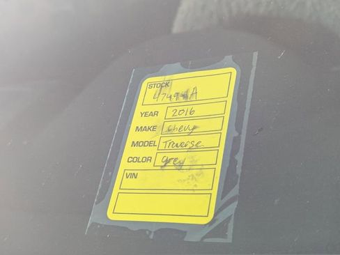 Used 2016 Chevrolet Traverse LT image 12