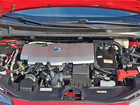 Used 2022 Toyota Prius LE image 23