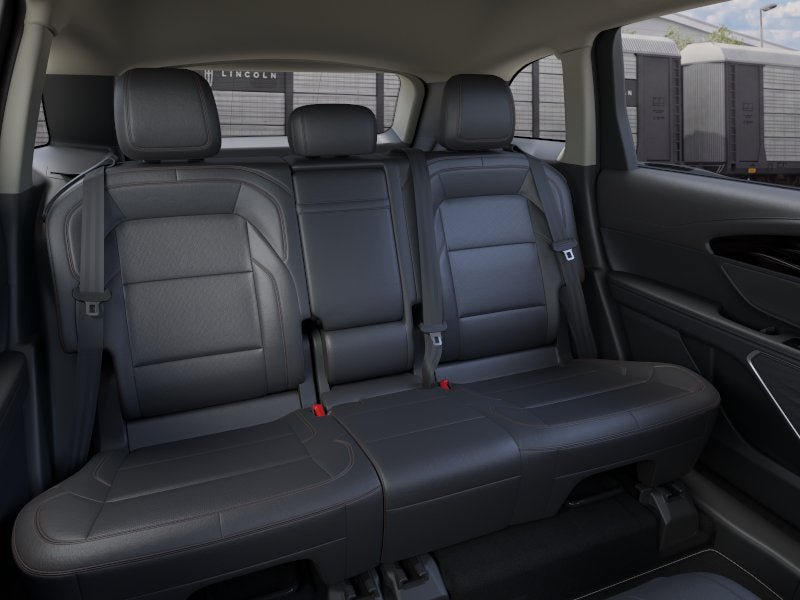 New 2026 Lincoln Nautilus Premier AWD/4WD image 10