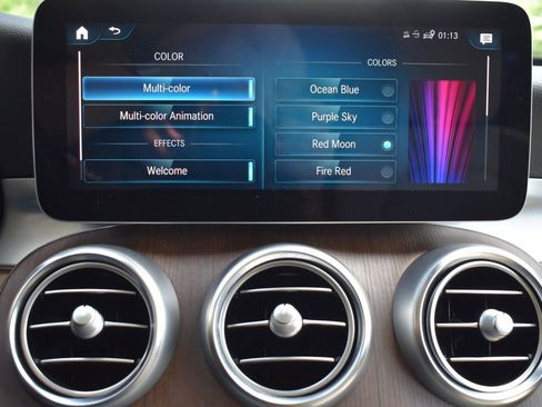 Used 2021 Mercedes-Benz GLC 300 300 4MATIC Premium Pkg Panoram image 21