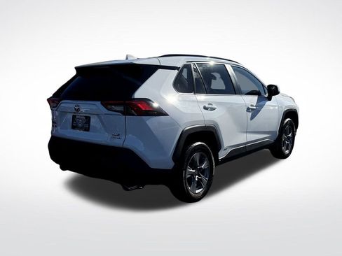 Used 2024 Toyota RAV4 XLE image 7