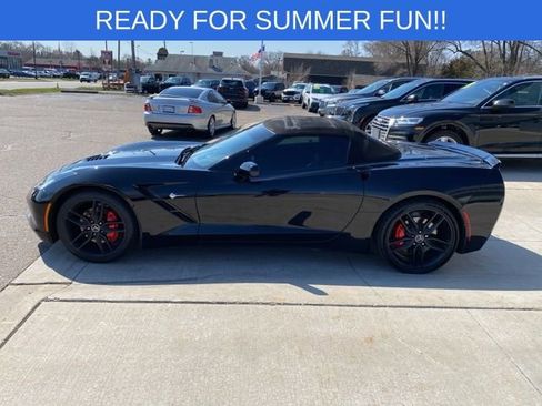 Used 2015 Chevrolet Corvette Stingray Convertible w/ 3LT Preferred Equipment Group RWD image 7