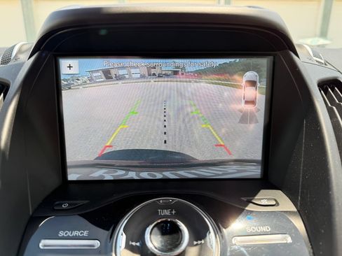 Used 2019 Ford Escape Titanium AWD/4WD image 30