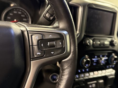 Used 2021 Chevrolet Silverado 2500 LTZ w/ LTZ Plus Package image 13