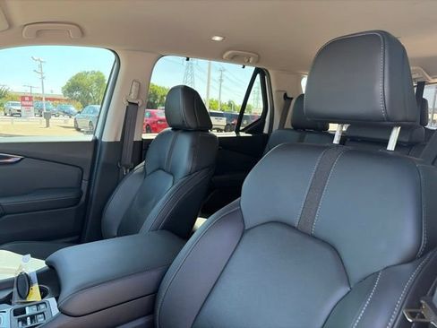 Used 2024 Honda Pilot EX-L image 12