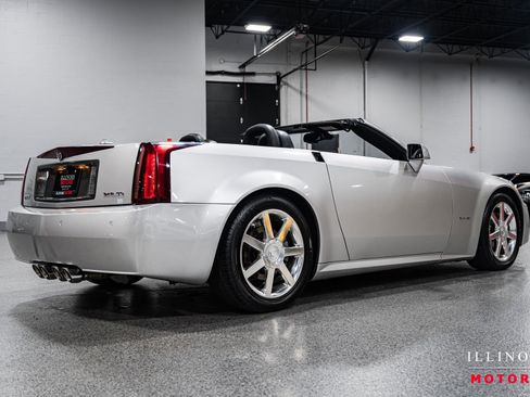 Used 2004 Cadillac XLR image 5