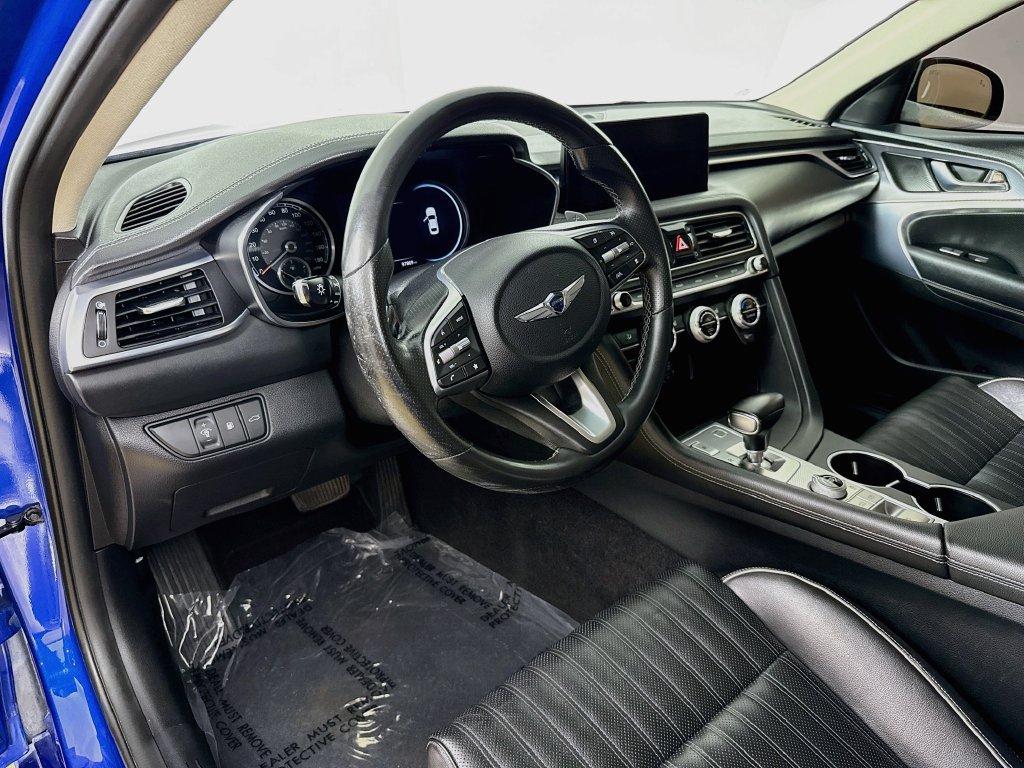 Used 2022 Genesis G70 3.3T RWD image 9