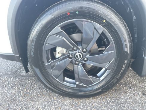 New 2026 Nissan Rogue SV w/ Cold Weather Package image 25