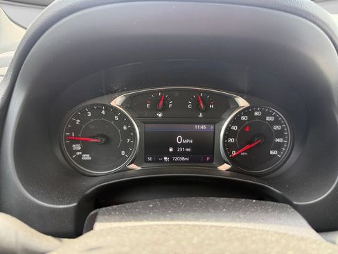 Used 2023 GMC Terrain SLT AWD/4WD image 21